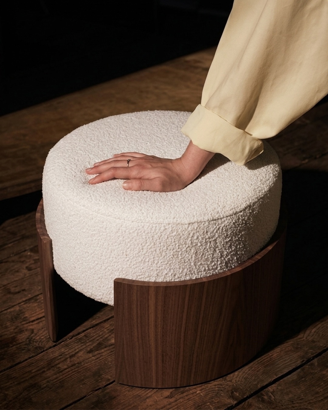 Como escolher o melhor puff para decoração de sala.