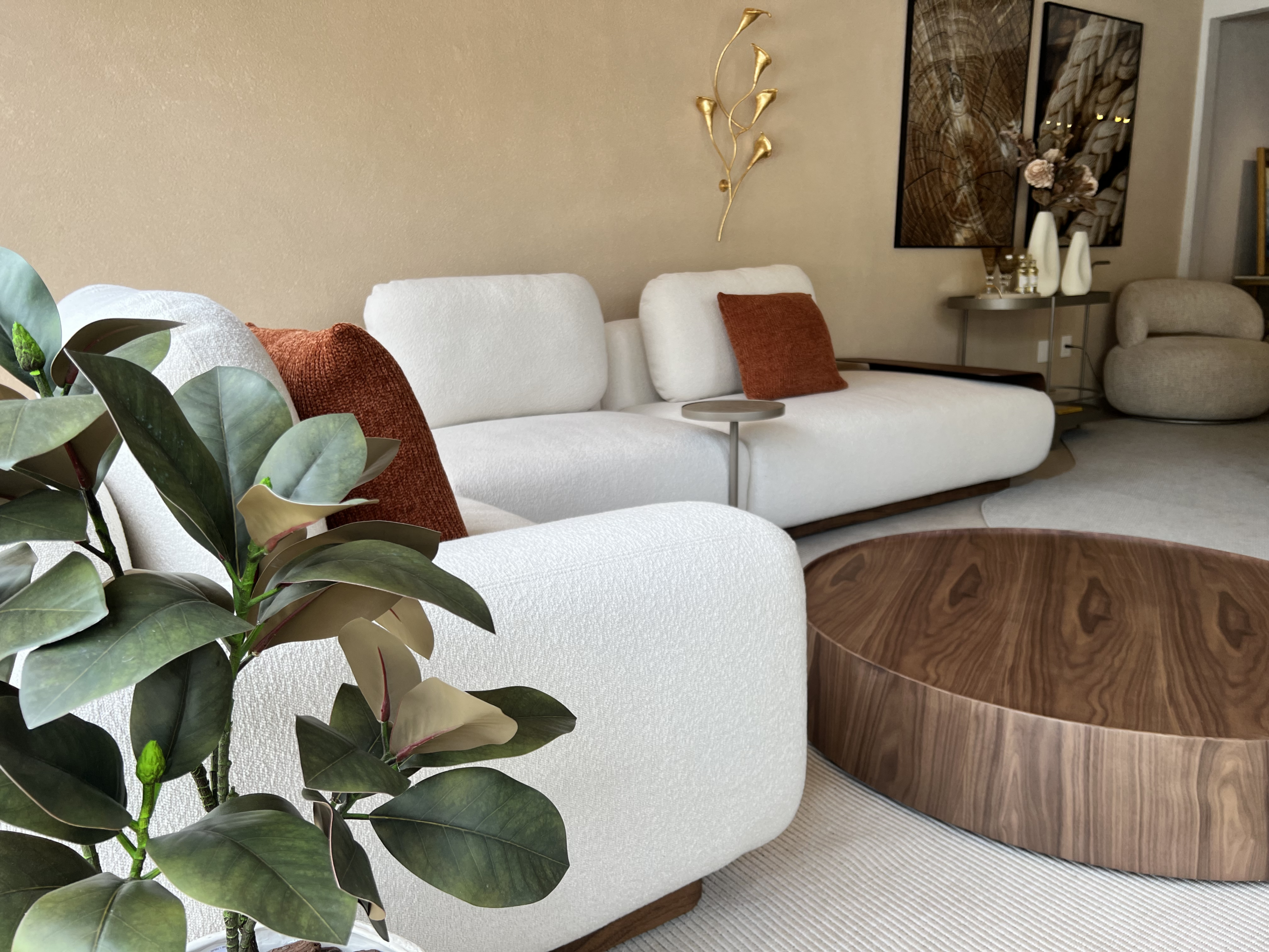 Sofá curvo — Sofá Living — Fratelli House Maringá