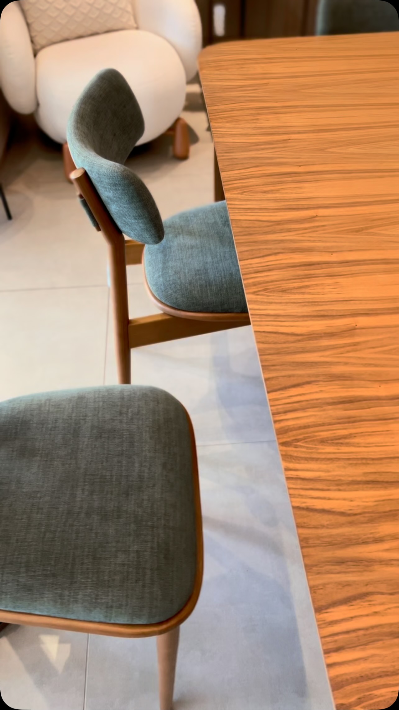 Como escolher cadeira de jantar verde para sala de jantar