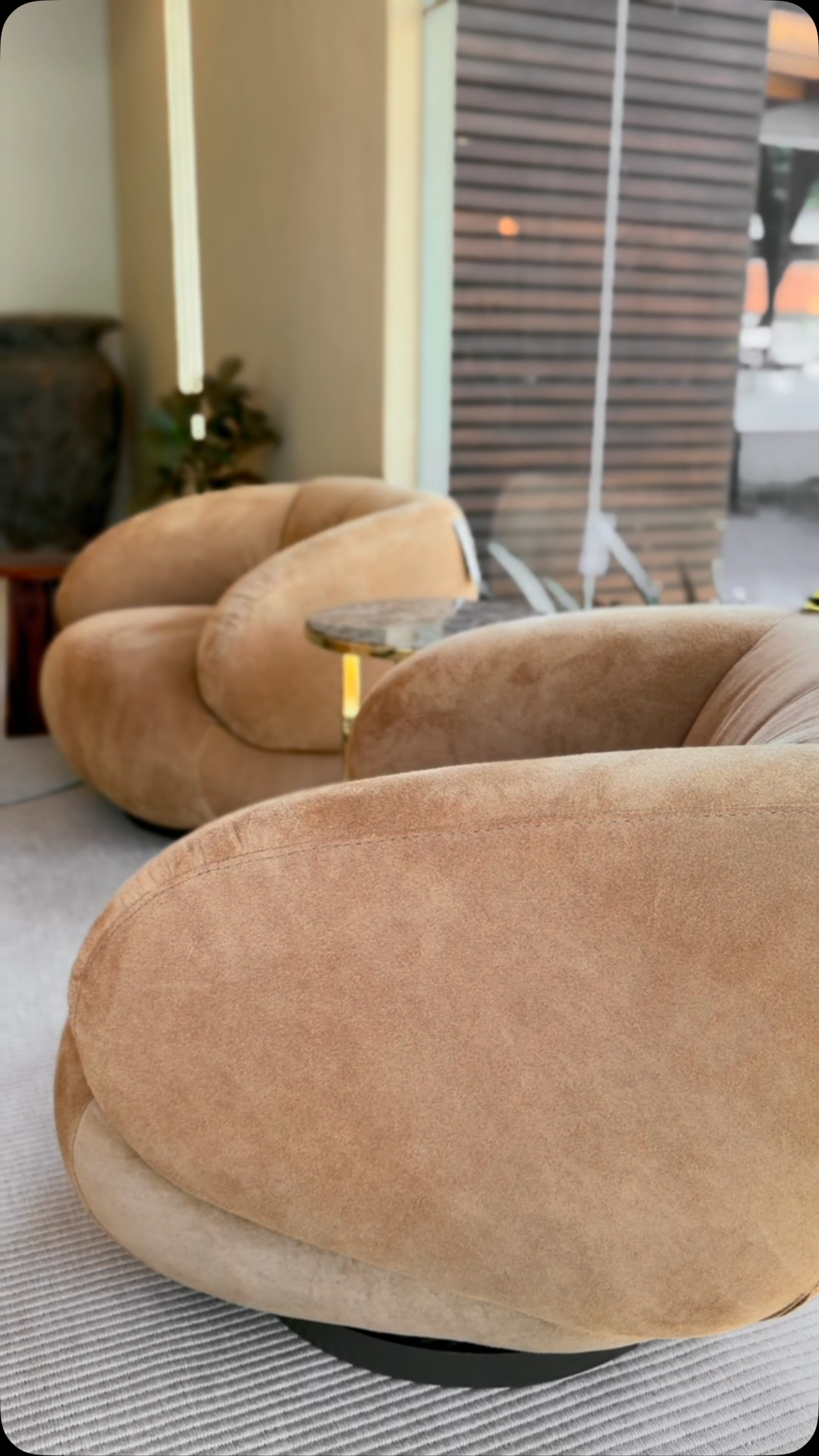 Como comprar poltronas modernas preço baixo Atelier Clássico
