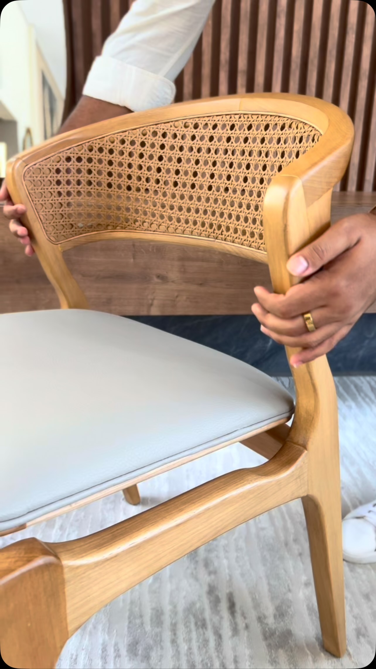 Como usar revestimento cristal para modernizar seu ambiente